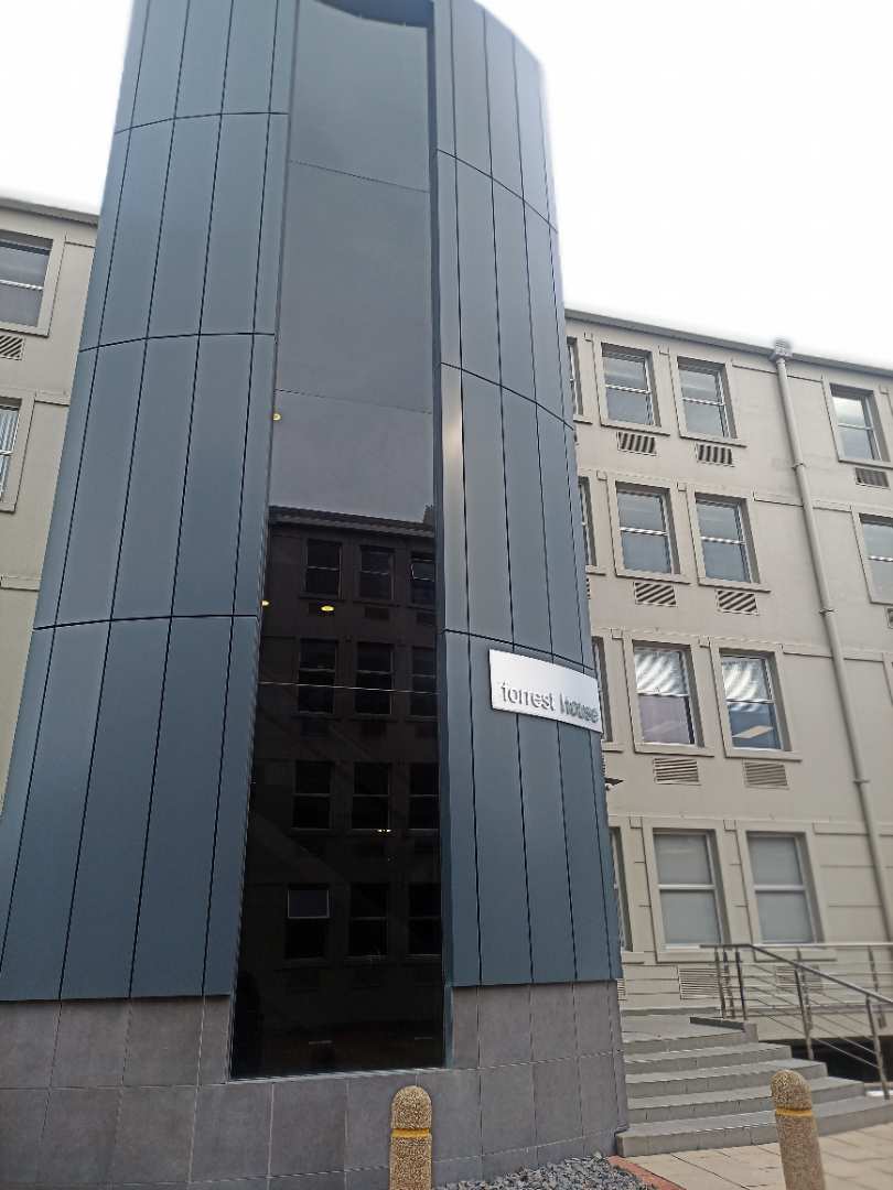 To Let commercial Property for Rent in Rondebosch Western Cape